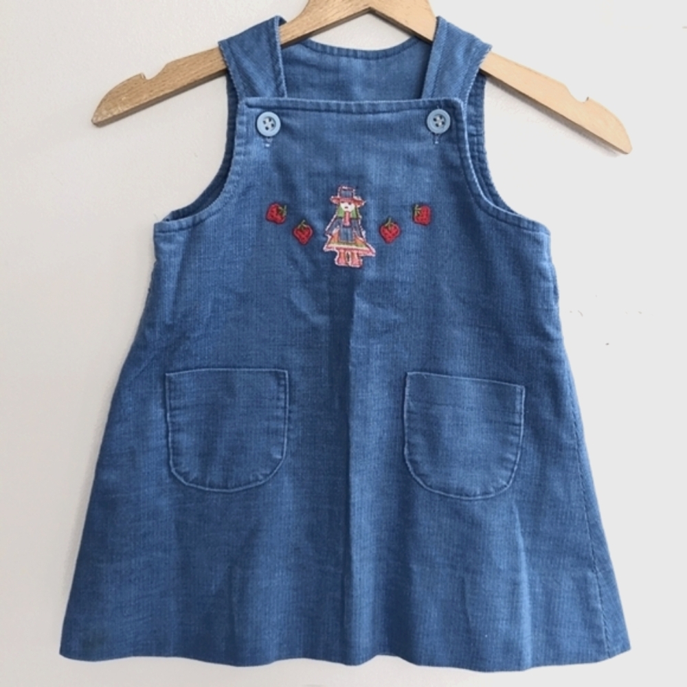 🍓Vintage Corduroy Farm Girl Overall Dress, Embroidered, Size 2T